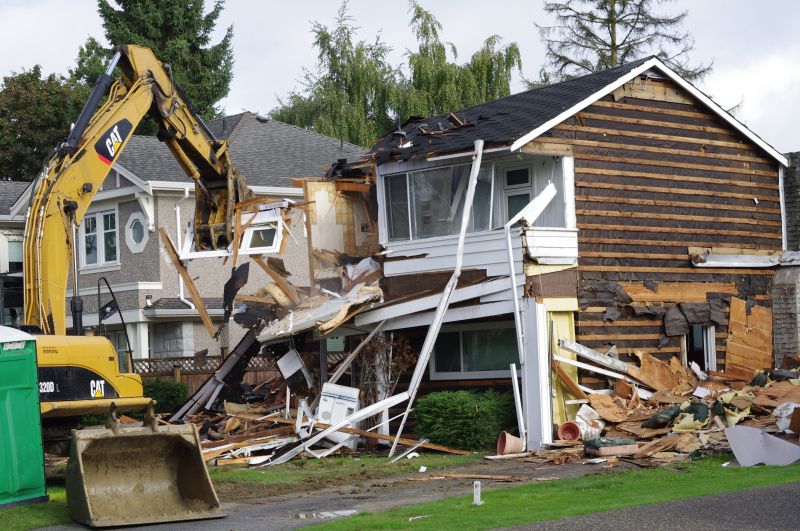 Cabin Demolition in Pearland, TX