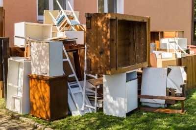 Patio Furniture Removal in Roseville, CA